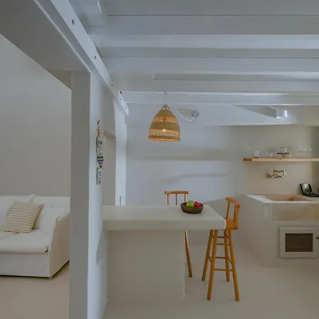 Aparthotel Elements Cave Megalochori (Santorini)