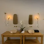 Apartmanhotel Elements Cave 4*