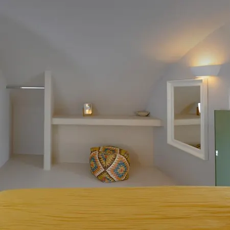 Elements Cave 4* ميغالوخوري