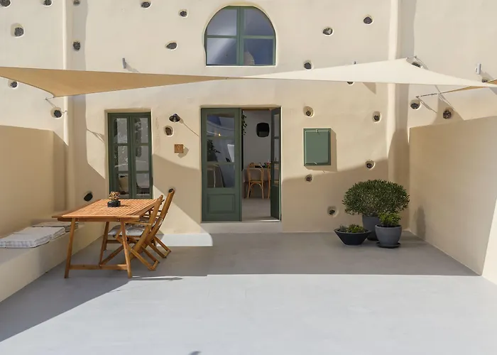 Elements Cave 4* Μεγαλοχώρι