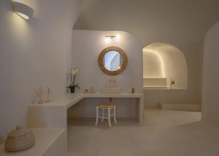 Elements Cave 梅加洛克里