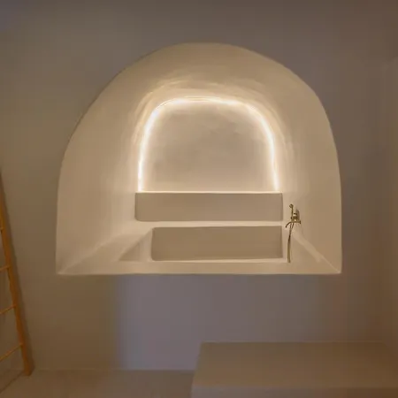 Elements Cave Megalochori (Santorini)