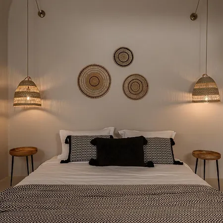 Elements Cave Apartmanhotel