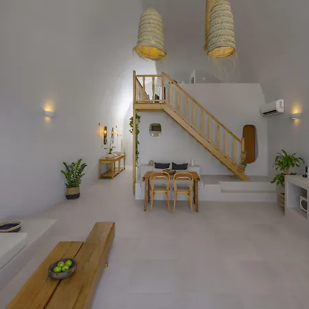 Elements Cave Apart-hotel Megalochori (Santorini)