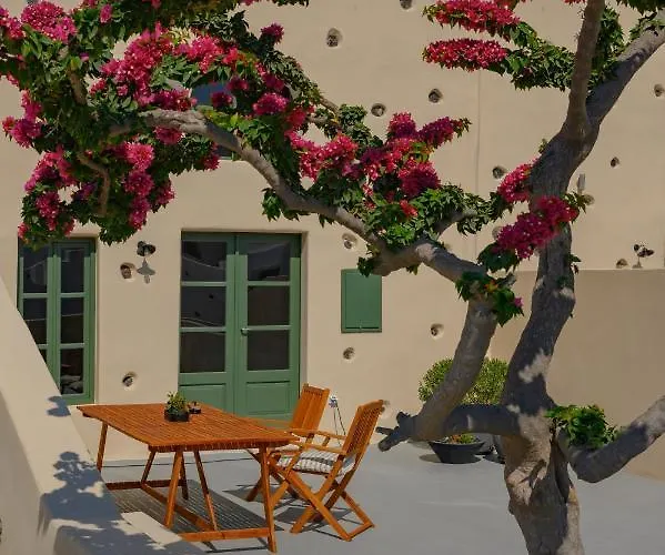 Elements Cave Apartmanhotel