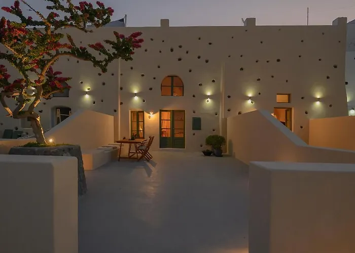 Aparthotel Elements Cave 4*