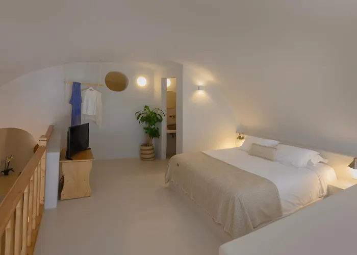 Aparthotel Elements Cave 4*