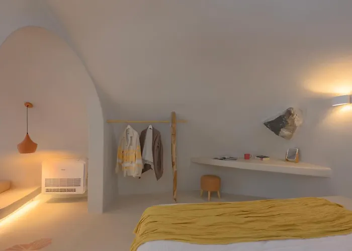 Elements Cave 4* Megalochori (Santorini)