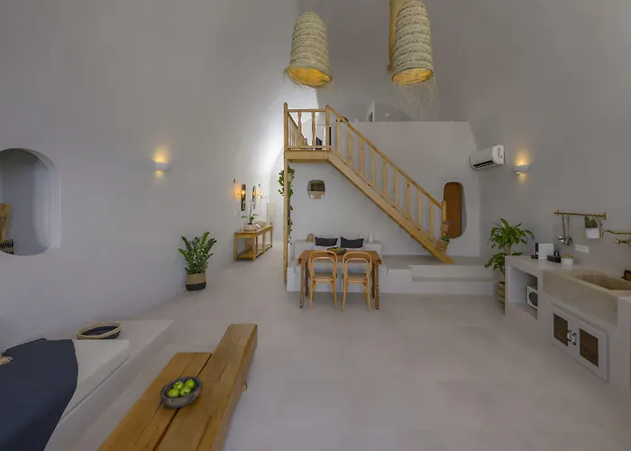 Elements Cave Apart-hotel Megalochori (Santorini)